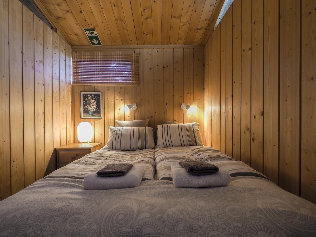Lovely Cabin In The Capital Area With Hot Tube Хабнарфьордюр Экстерьер фото